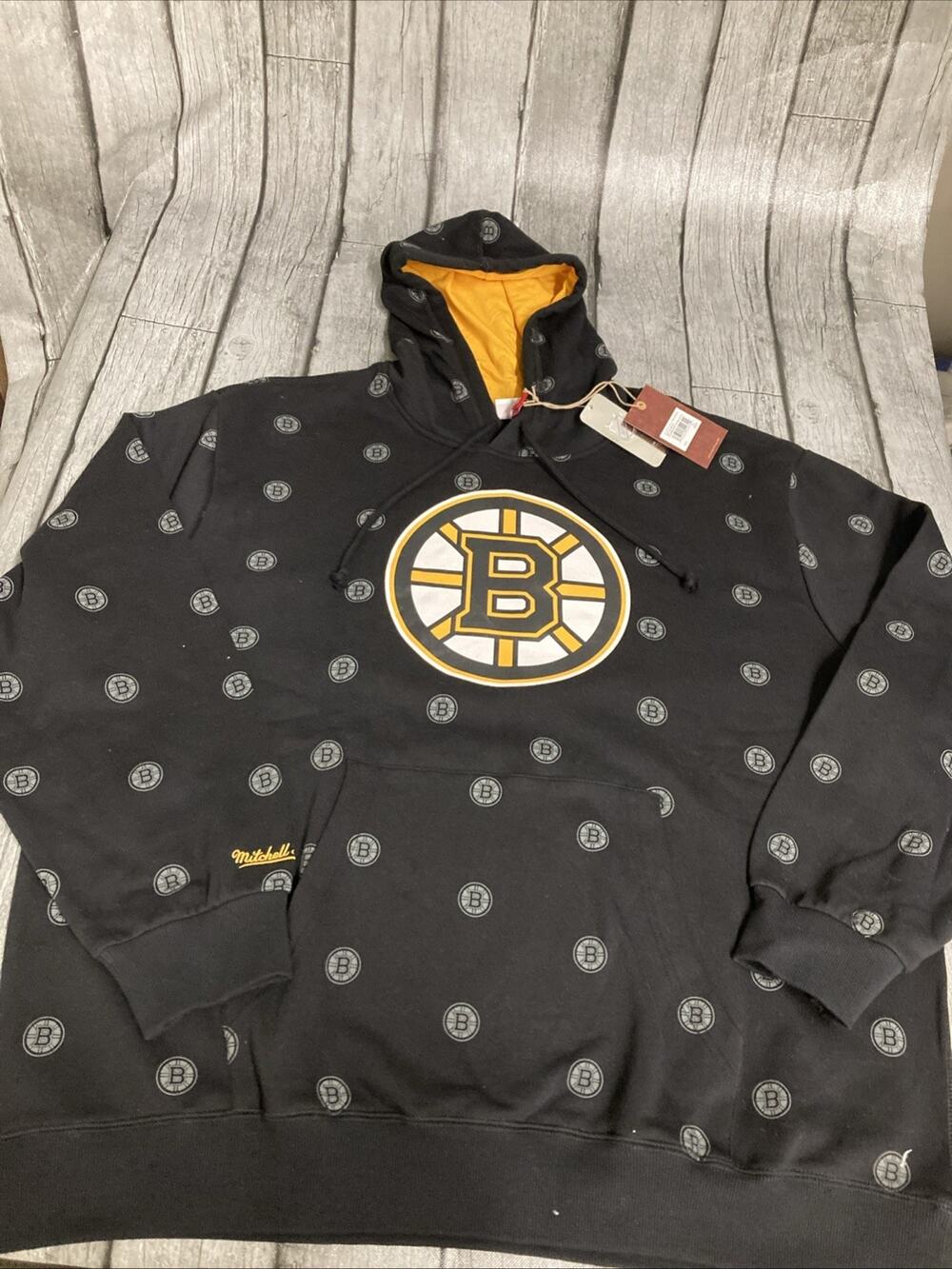 NWT Men’s Mitchell & Ness NHL Boston Bruins AOP Fleece Hoodie 2XL Black XXL